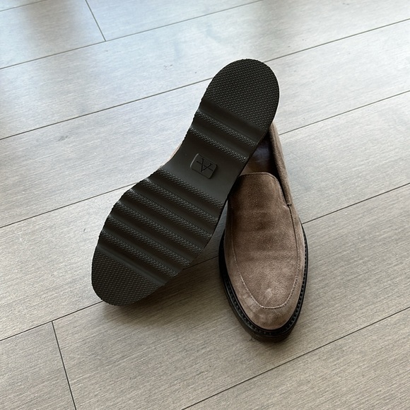 Aquatalia brown suede loafer - Picture 2 of 4